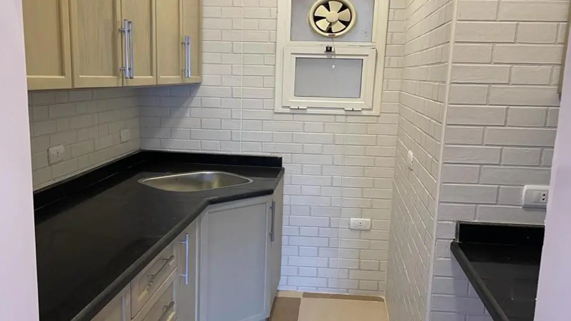 للايجارشقه في هايد بارك عمارات الCentervillمفروشه