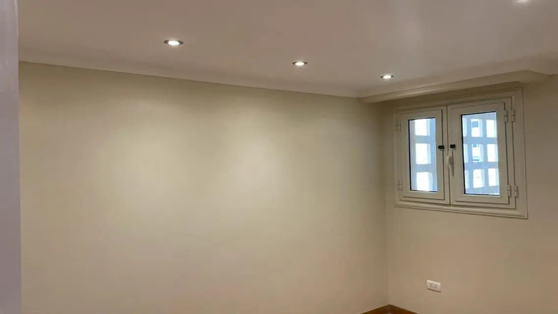 للايجارشقه في هايد بارك عمارات الCentervillمفروشه