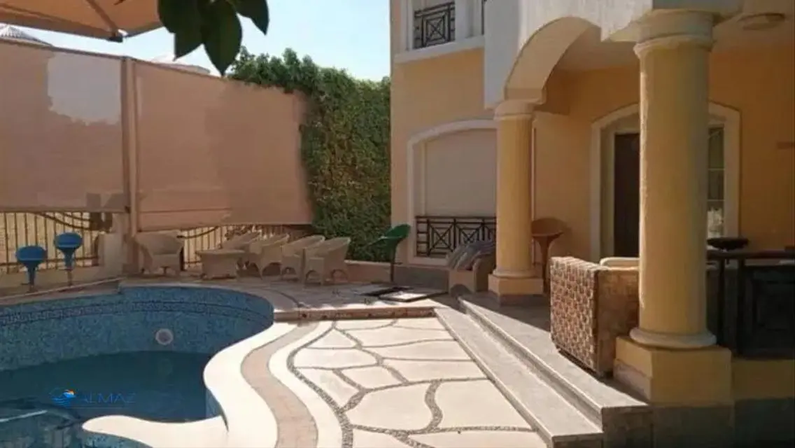 تاون هاوس للبيع في كمبوند ديار المخابرات تجمع خامس