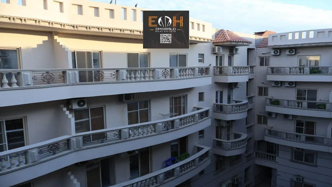 Luxury Apartment for Sale with Stunning Lakeside View