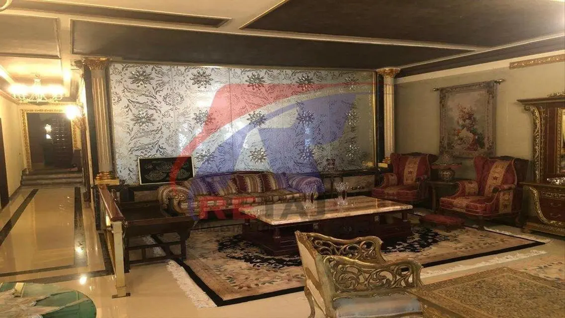دوبلكس الترا  للايجار المفروش في الحي الاول      .