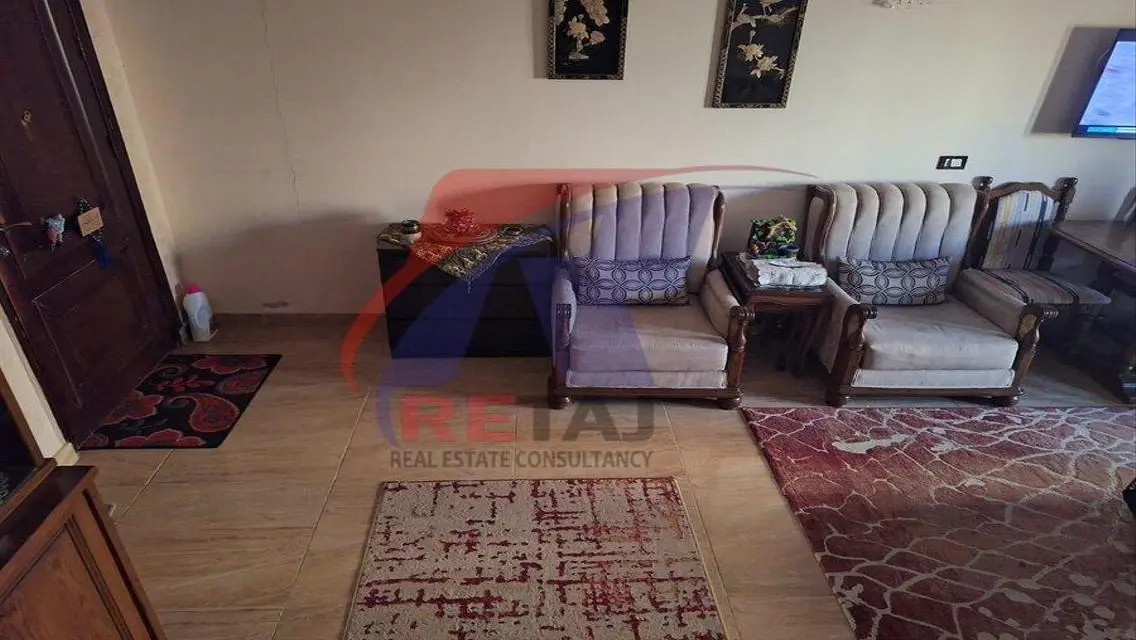 شقةللبيع في غرب ارابيلا التجمع الخامس بحري بالكامل
