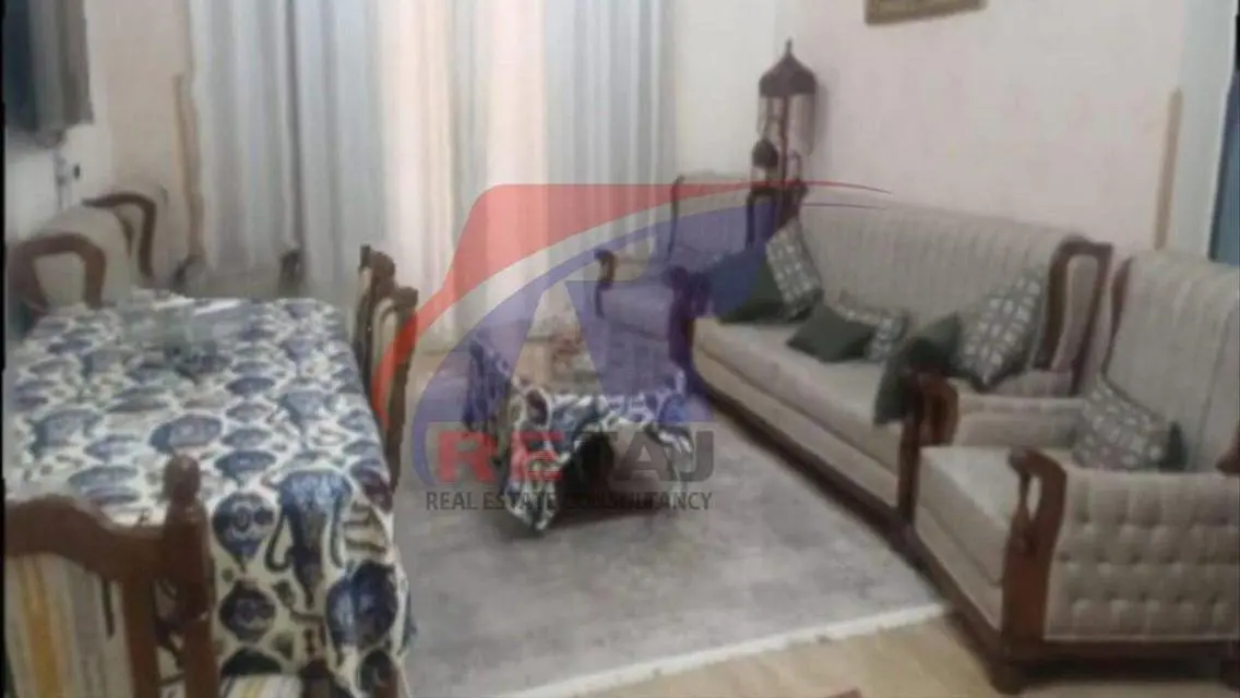 شقةللبيع في غرب ارابيلا التجمع الخامس بحري بالكامل
