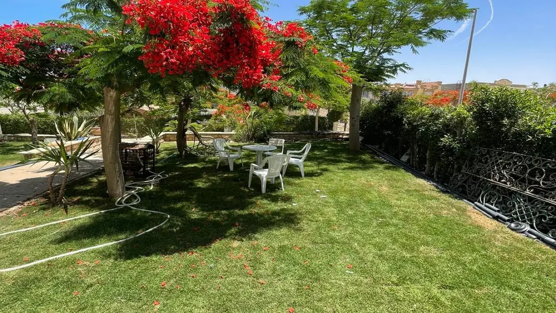 studio in marina 5 with garden 3rd row lake