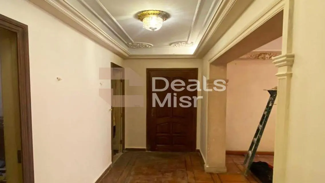 شقة سكنية للبيع 250م – طريق الحرية – جناكليس