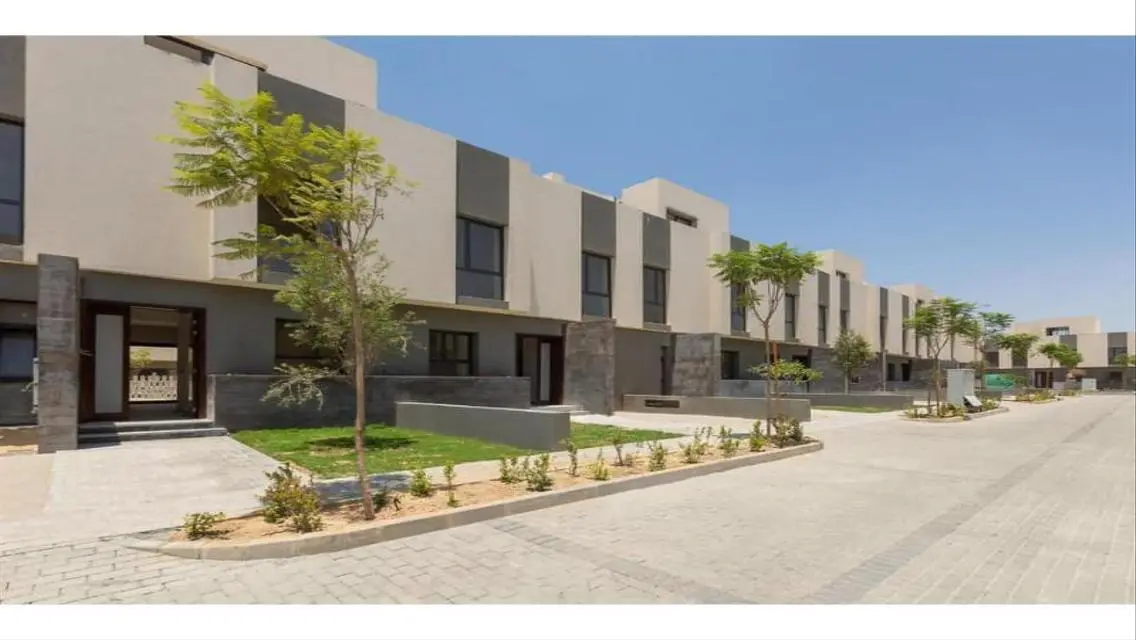 Luxury Villa in Prime Location with Private Garden