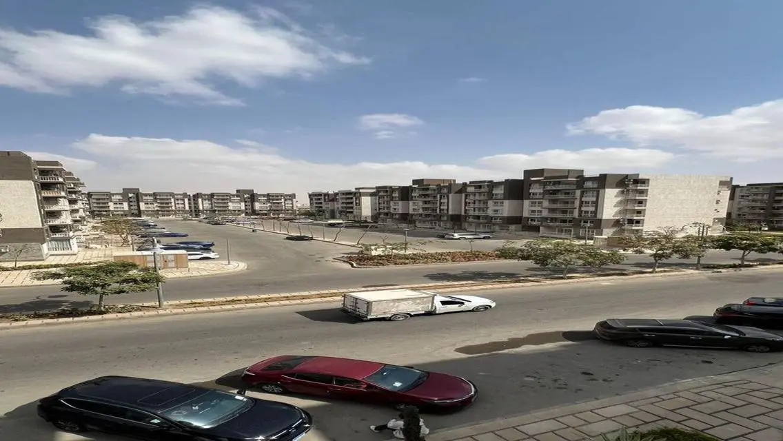 فرصة للايجار بمدينتي ٢٠٠م اول سكن بسعر لقطه