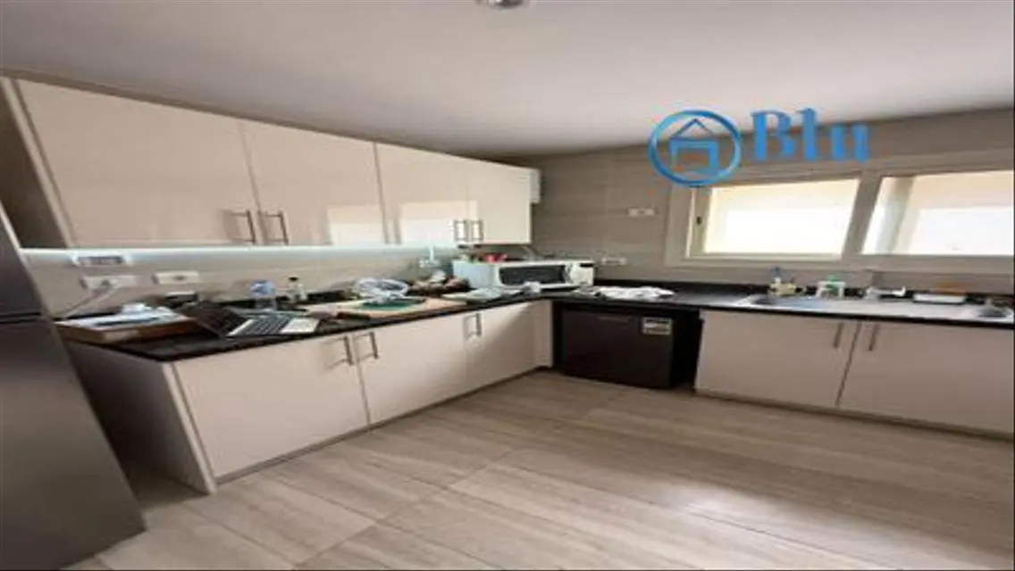 Apartment for sale under market price view lake