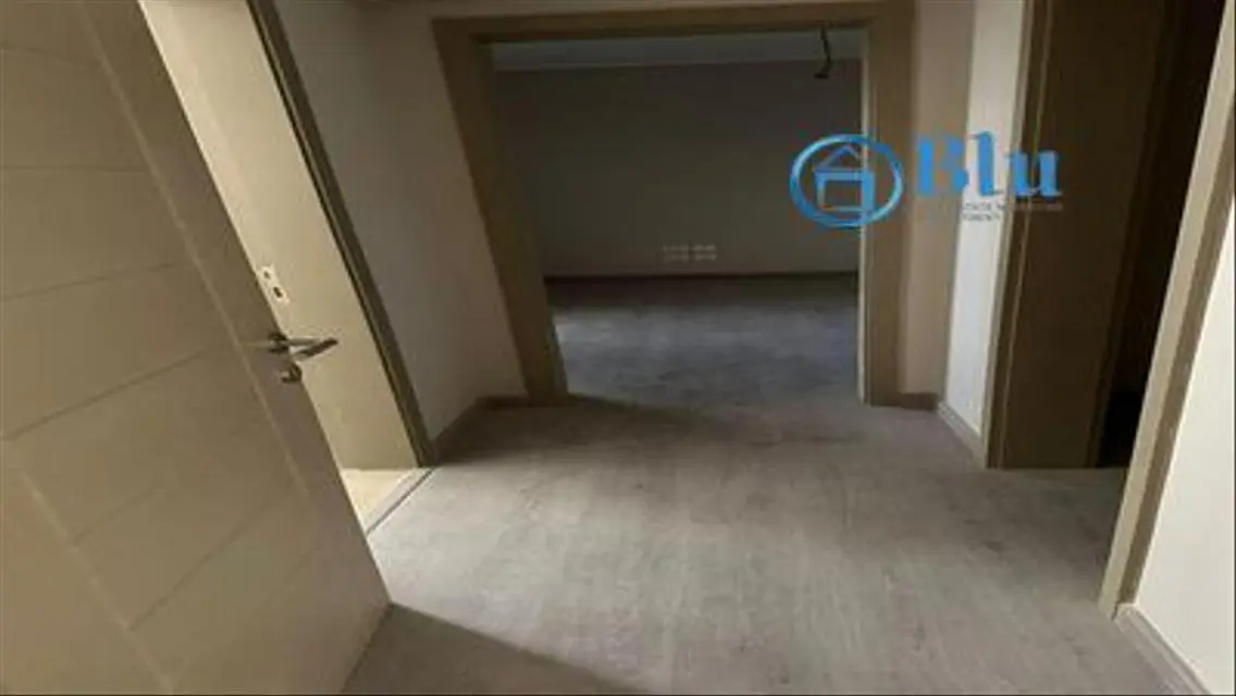 Apartment for sale under market price view lake