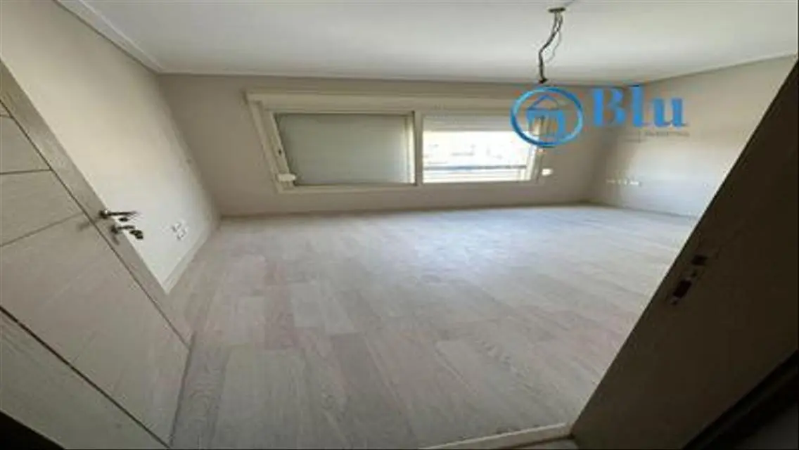 Apartment for sale under market price view lake
