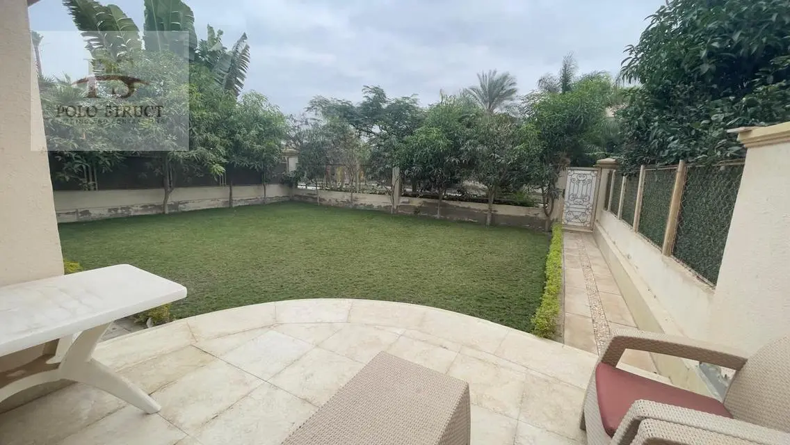 فيلا  للايجار مفروش في كمبوند جرينز الشيخ زايد