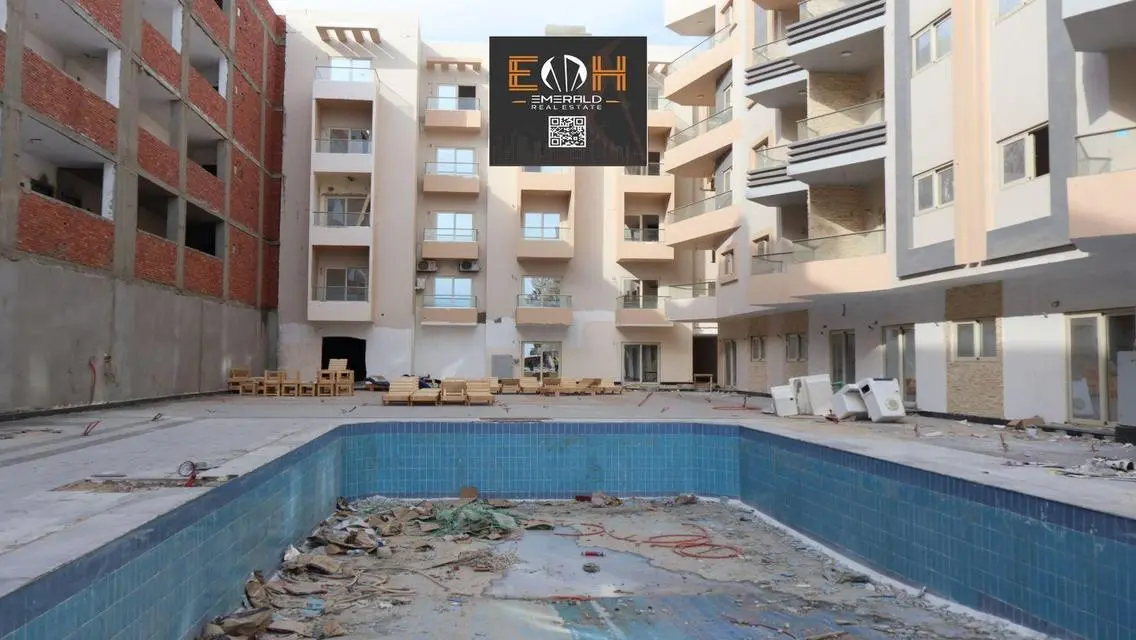 Luxury Apartment for Sale at 24-HSBC-QNB