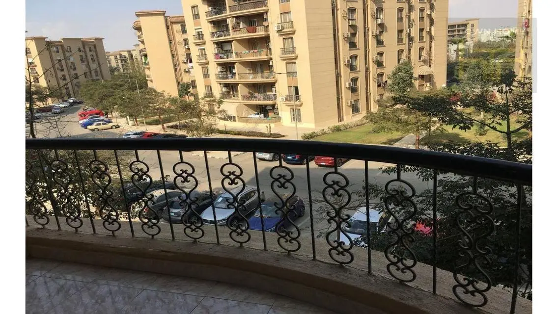 شقة مميزة للإيجار ب16000 جنيه