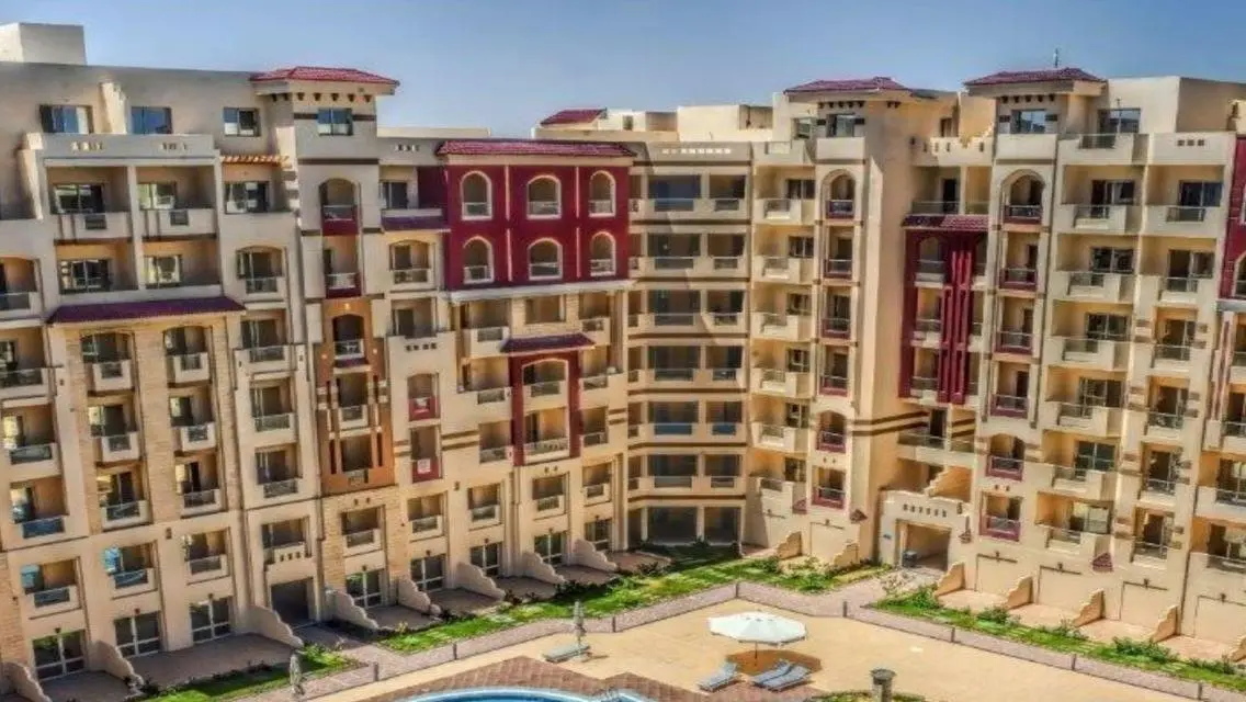 ستوديو 43 متر بمنتجع فلورينزا بعرابيا بتقسيط سنتين