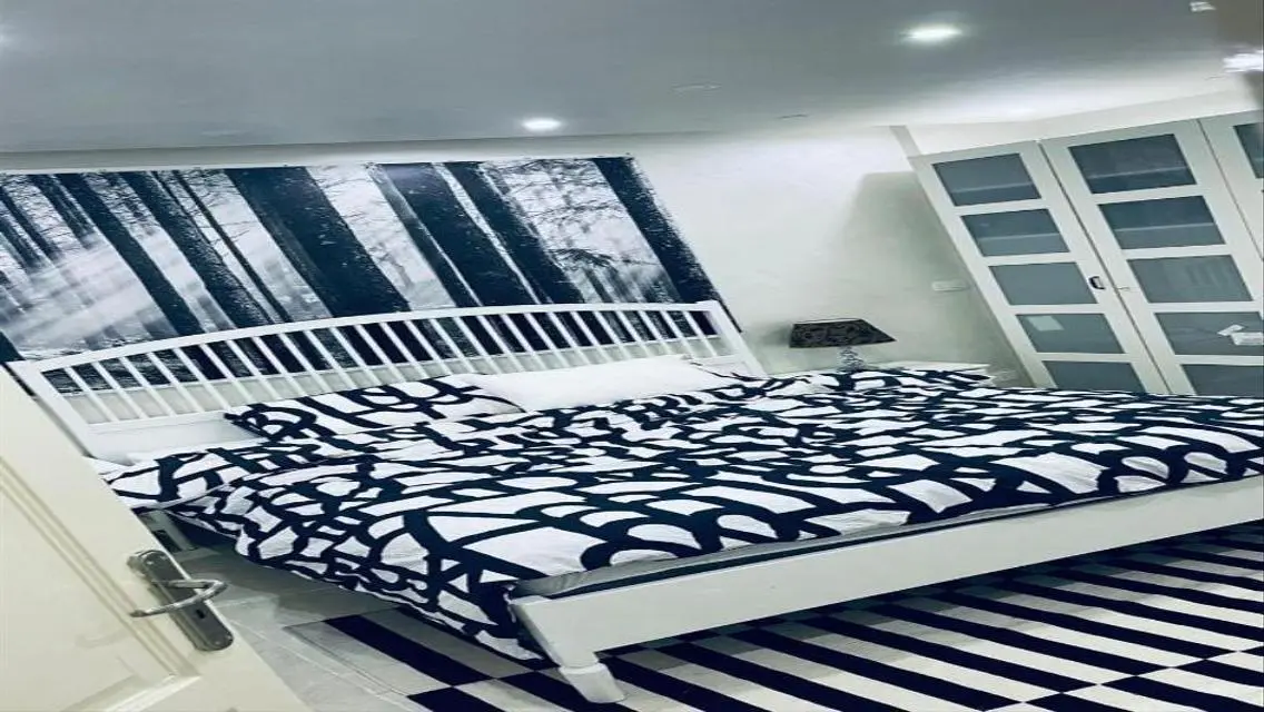Ground floor with garden, super deluxe, for rent