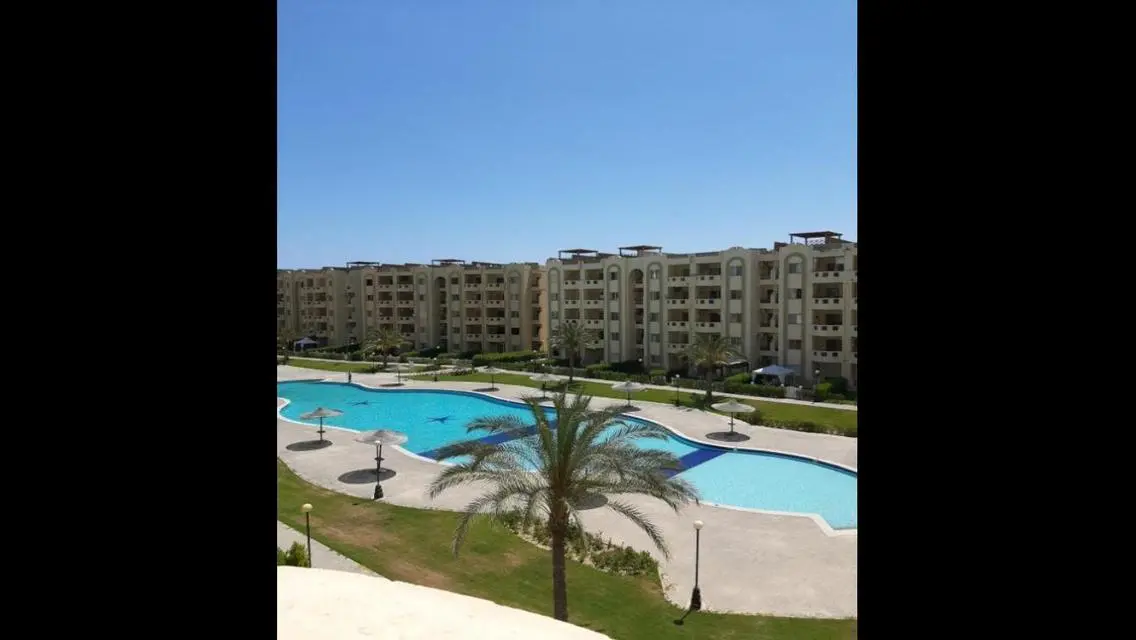 للبيع شااليه مفروش في الساحل الشمالي