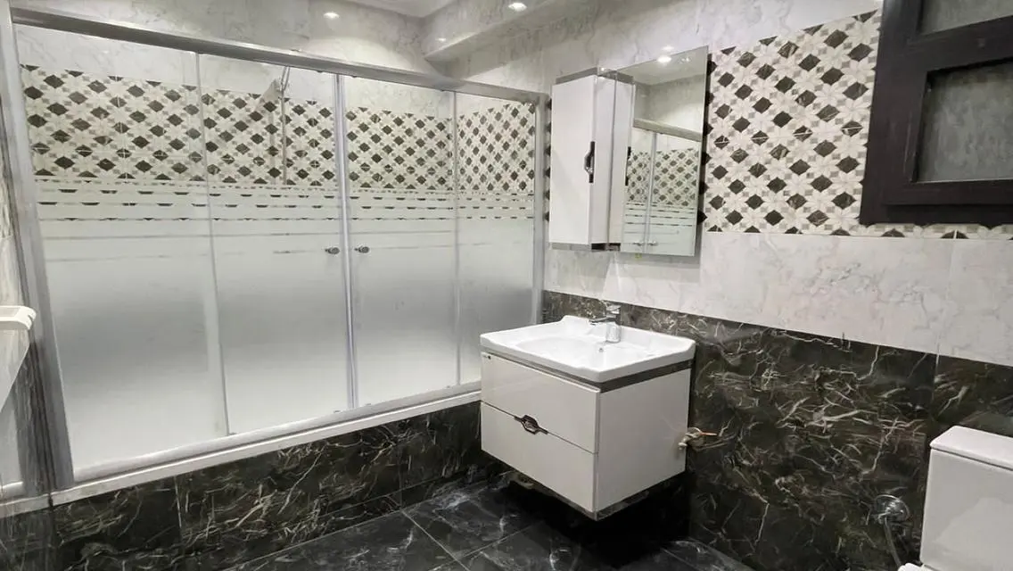 Eastown triplex semi furnished for rent with kitch