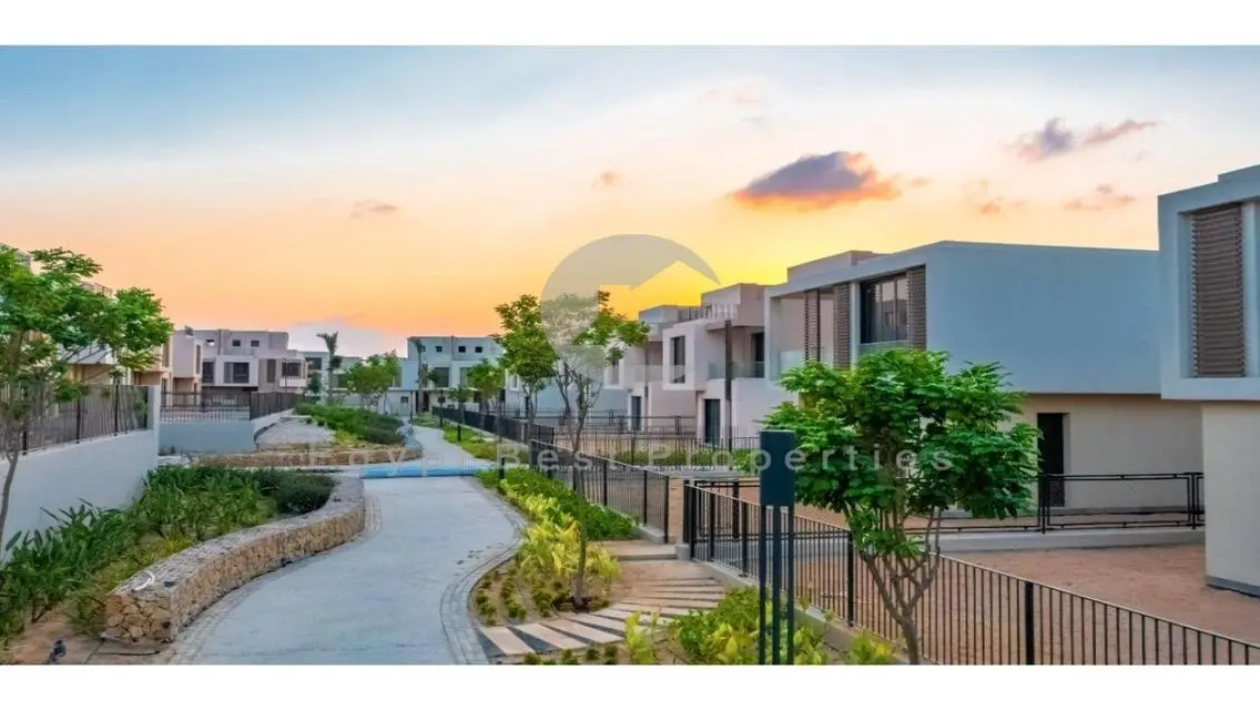 Apartment For Sale - Sodic East -  Fully finished