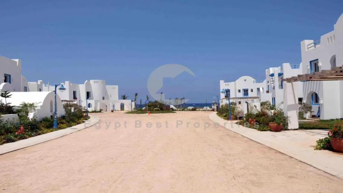 Chalet for sale in Plage 165,000 Dp over 12 years