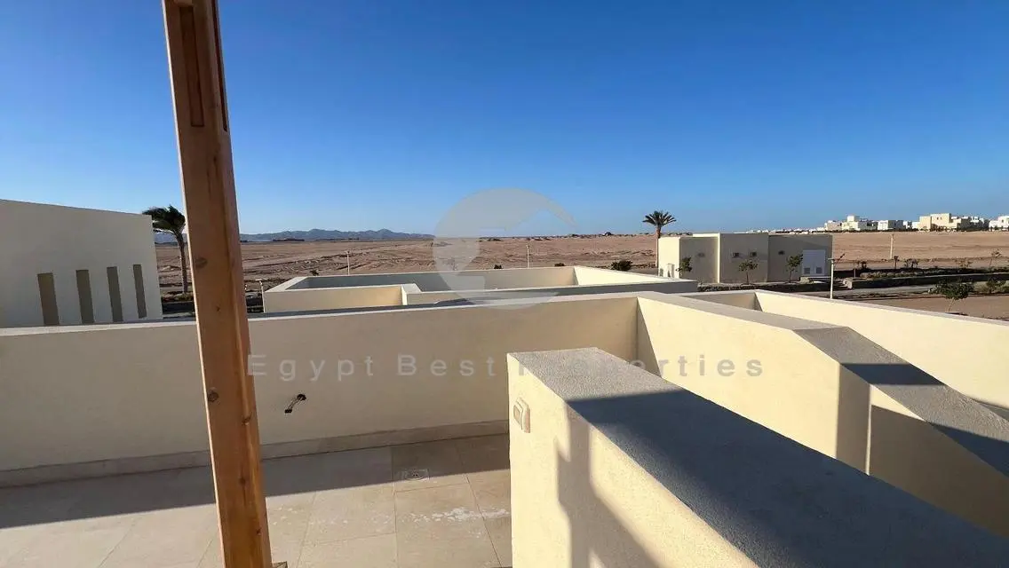 فيلا للبيع في الجونه تري البحر باتقسيط علي 5سنين