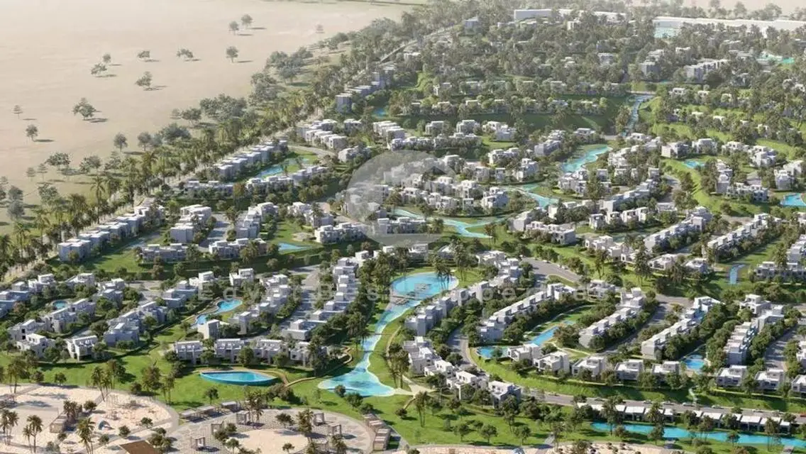 للبيع شاليه لاجون في سيزن الساحل اقساط علي 8 سنوات