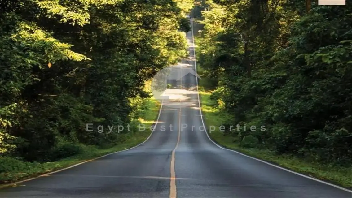 للبيع تاون هاوس في فاي سوديك زايد تقسيط علي 8سنوات