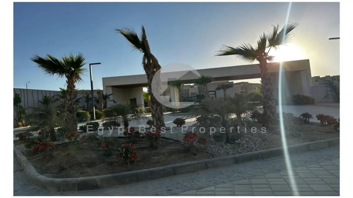 VILLA FOR SALE IN SWAN LAKE ZAYED OVER 10 YEARS