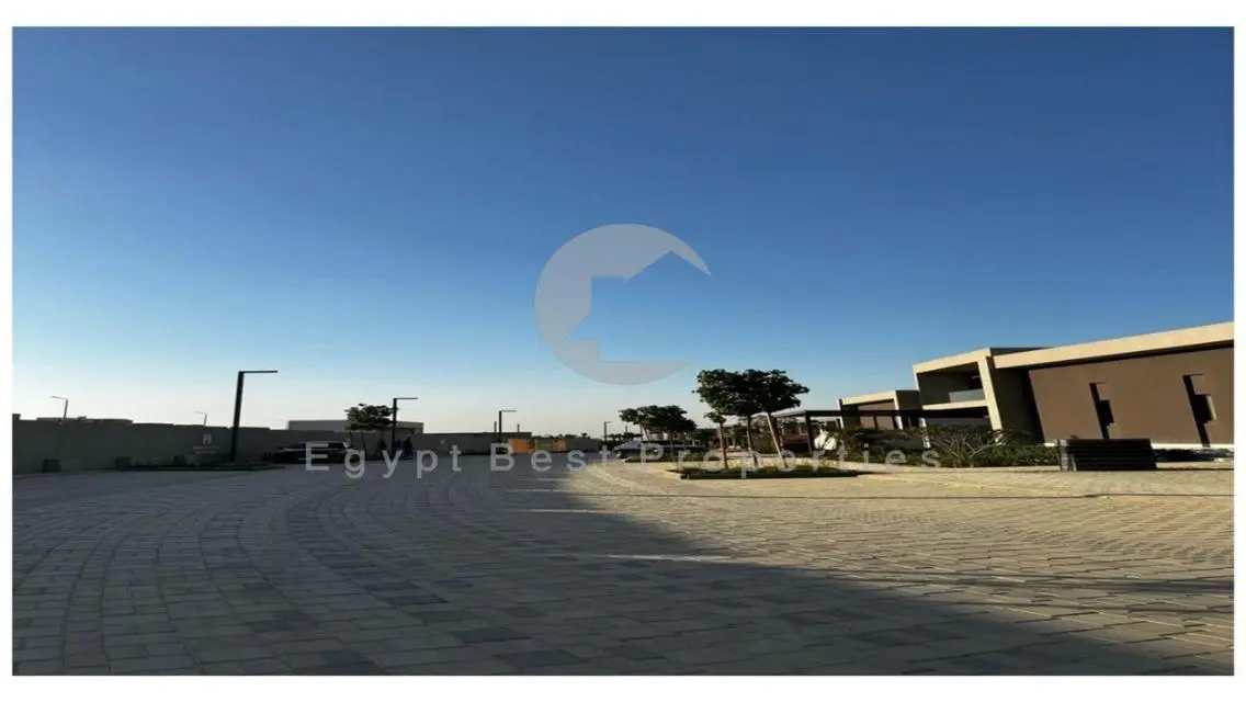 VILLA FOR SALE IN SWAN LAKE ZAYED OVER 10 YEARS