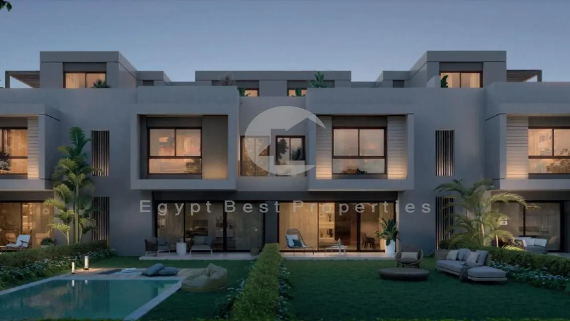 للبيع بنتهاوس في سوان ليك متشطب على 10 سنين اقساط