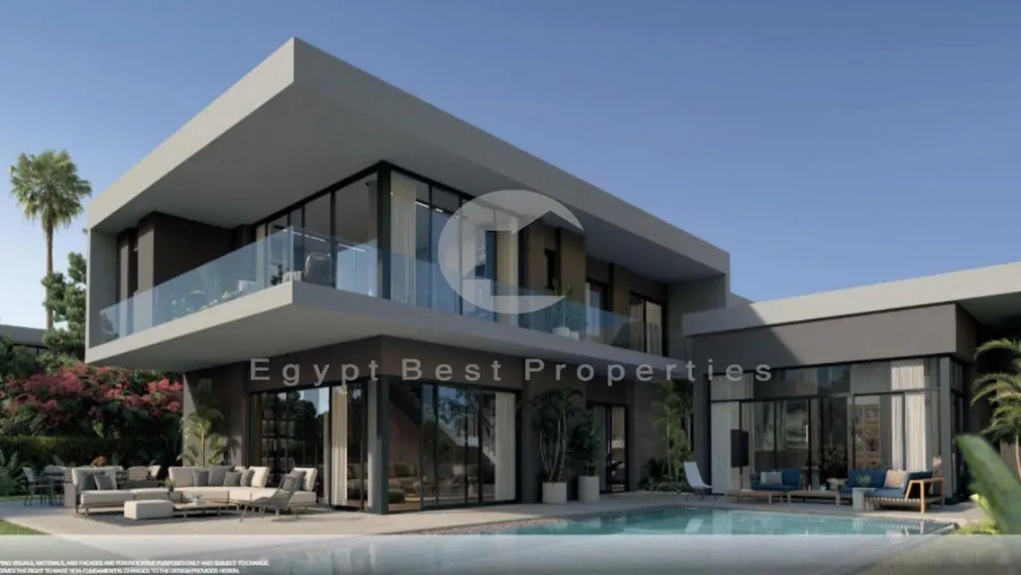 VILLA 5 BEDS IN SWAN LAKE WEST NOW OVER 10 YEARS
