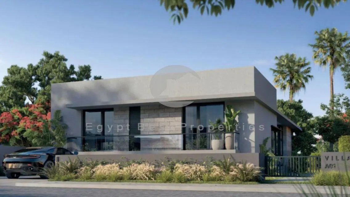 VILLA 5 BEDS IN SWAN LAKE WEST NOW OVER 10 YEARS
