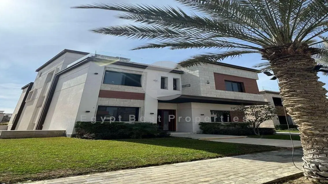 Twinhouse for sale in Azzar New Cairo Lowest price