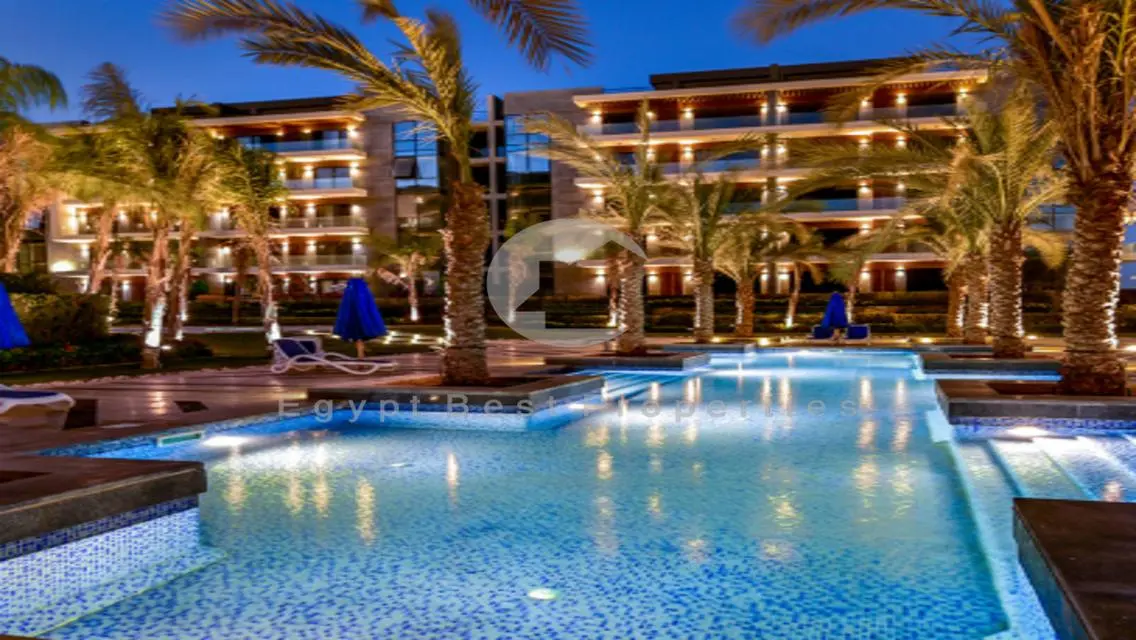 For Sale Finished Penthouse Over 10Yr In New Cairo