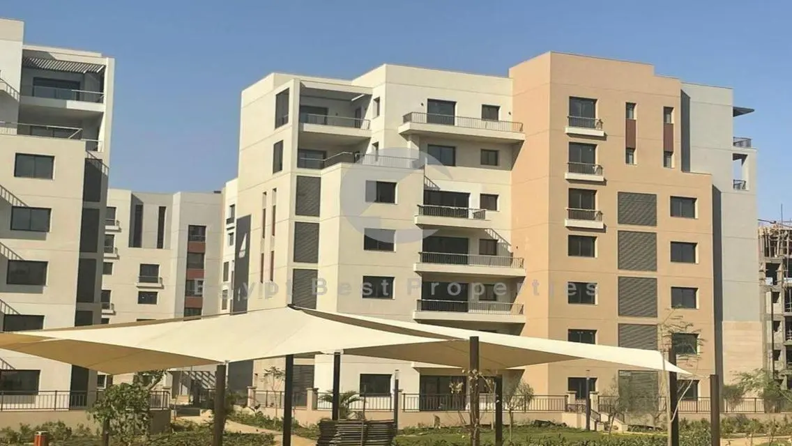 Apartment for sale in district 5 new Cairo Marakez