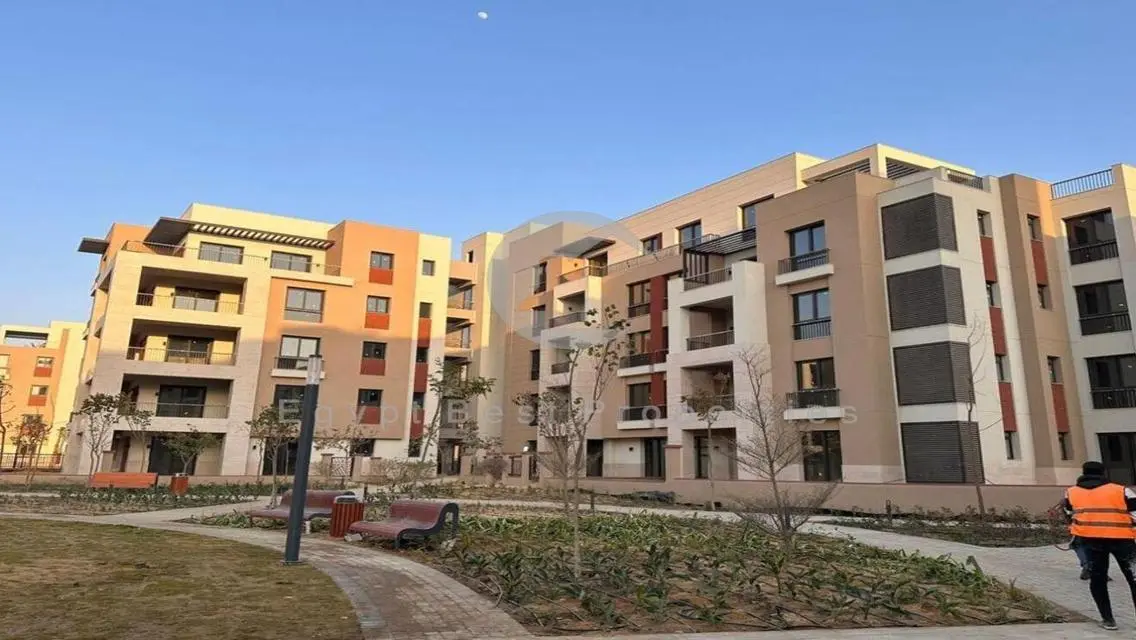 Apartment for sale in district 5 new Cairo Marakez
