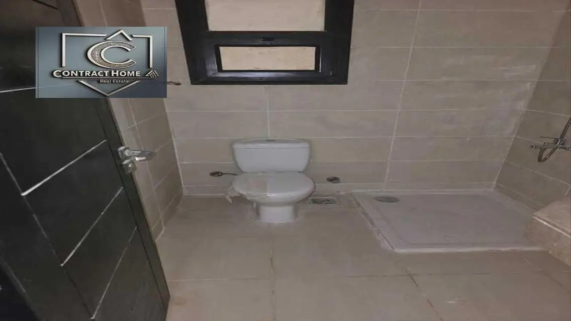 للايجار شقه في كمبوند ذا ادريس ايست  ارضى بجاردن