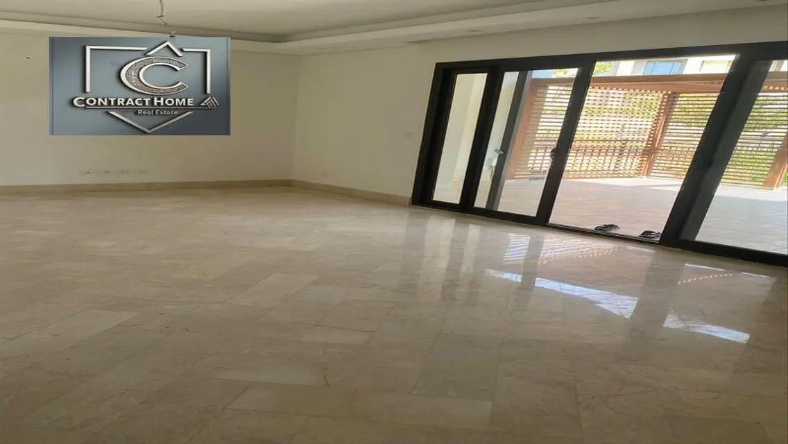 Ground floor with garden, District 5 Compound