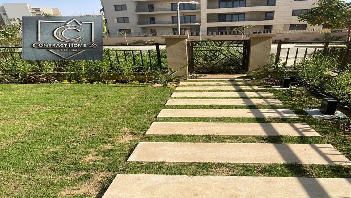Ground floor with garden, District 5 Compound