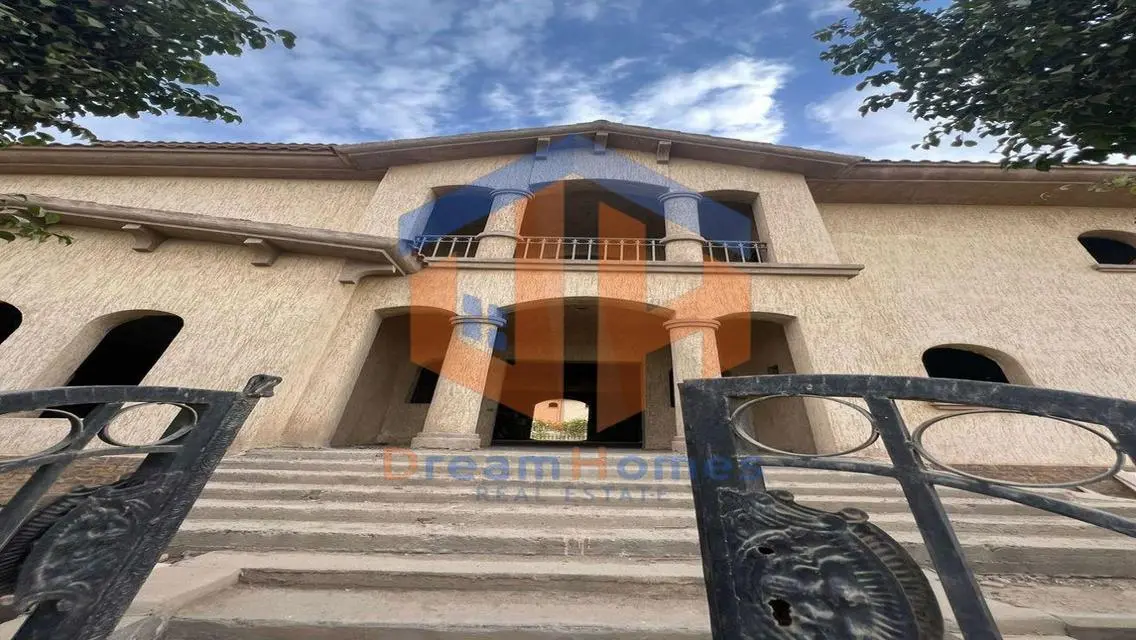 Palace for sale, the largest Q model, in Al Rehab,