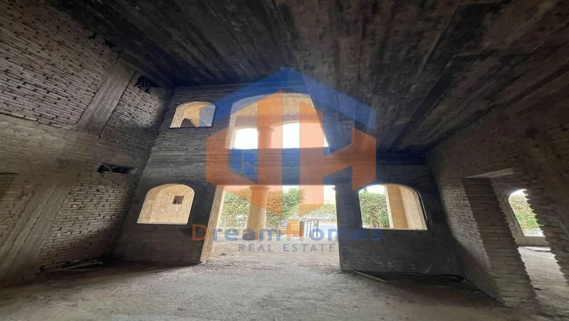 Palace for sale, the largest Q model, in Al Rehab,