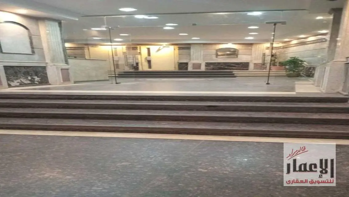 محل للبيع المهندسين  علي شارع جامعه الدول العربيه