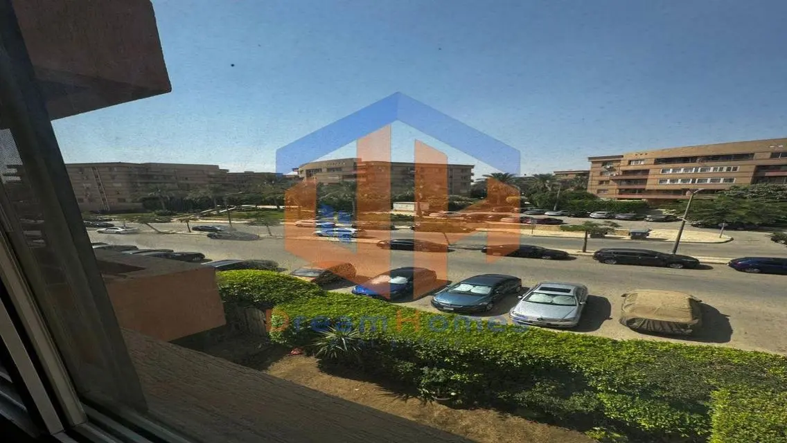 شقه 200م للبيع في الرحاب بموقع متميز وبسعر مناسب