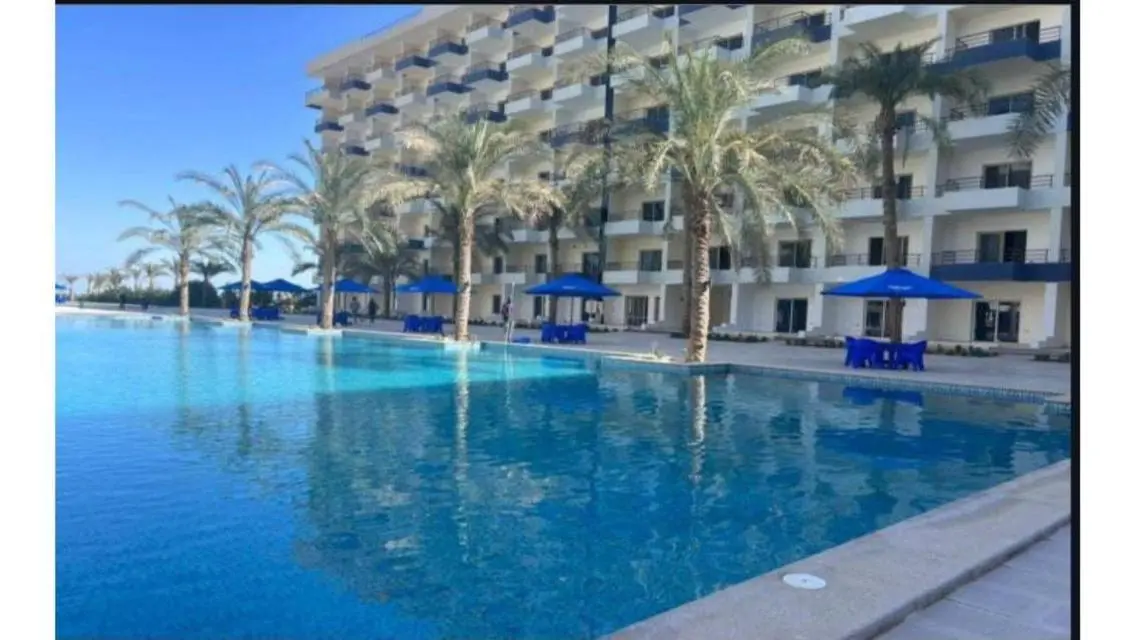 استلم شقه فورى فى كومبوند فلعين السخنه viva coast
