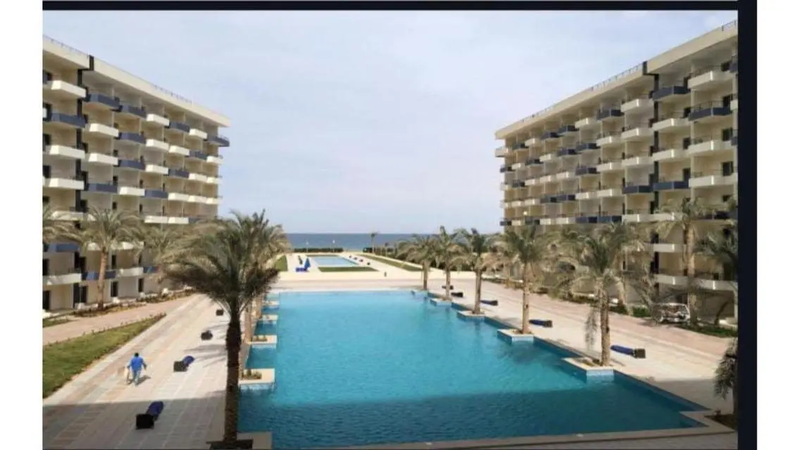 استلم شقه فورى فى كومبوند فلعين السخنه viva coast