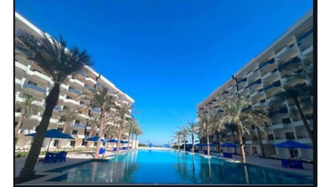 استلم شقه فورى فى كومبوند فلعين السخنه viva coast