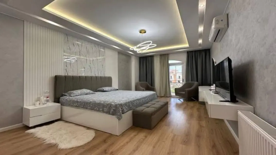 ليان توين هاوس للايجار مفروش بالكامل جاهز للسكن  