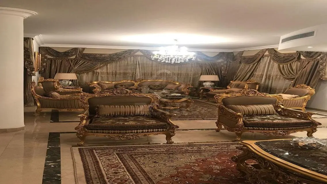 فيلا للبيع بمدينتي نموذج D بشعر لقطه ومباني460 متر