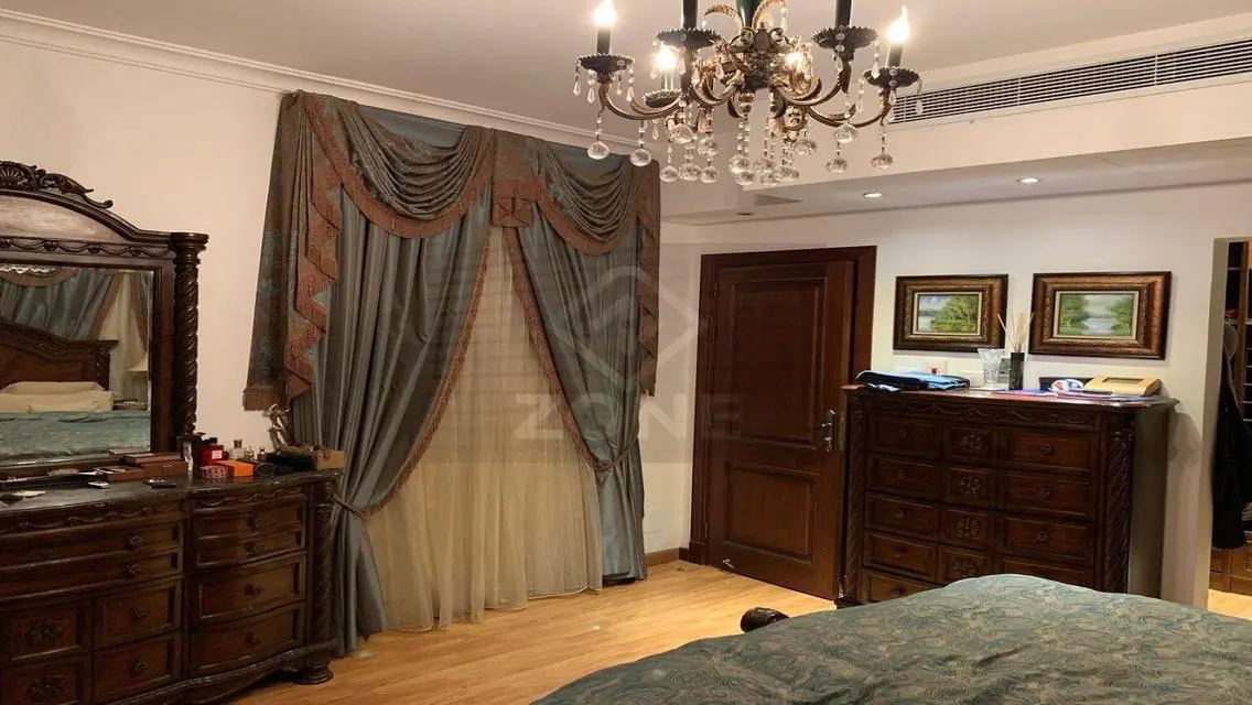 فيلا للبيع بمدينتي نموذج D بشعر لقطه ومباني460 متر
