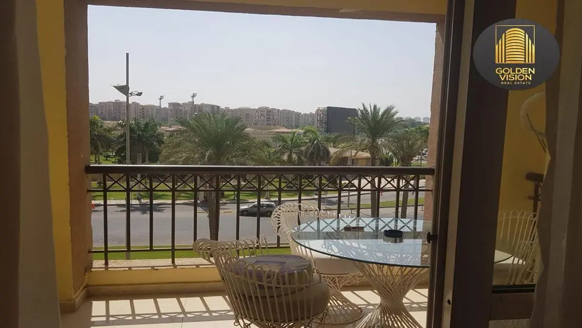 شقة للإيجار مفروش فى مدينتى بحرى على النادى.
