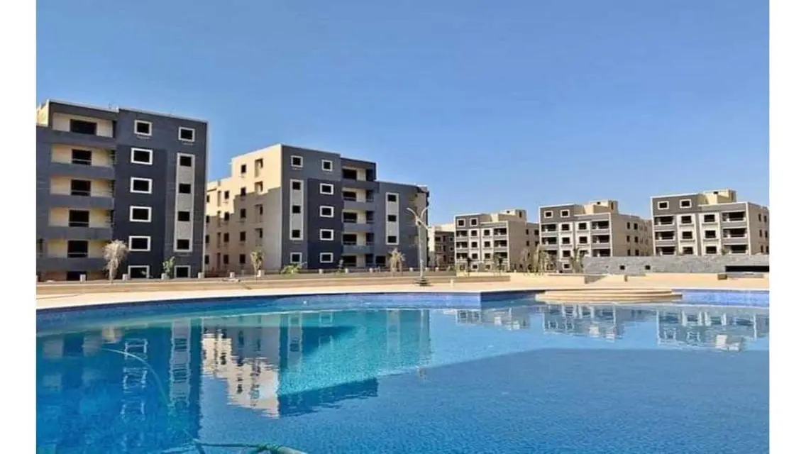 استلام فوري بكمبوند بالقرب من الجامعة الامريكية